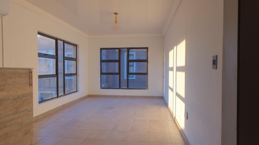 5 Bedroom Property for Sale in Waterkloof East North West
